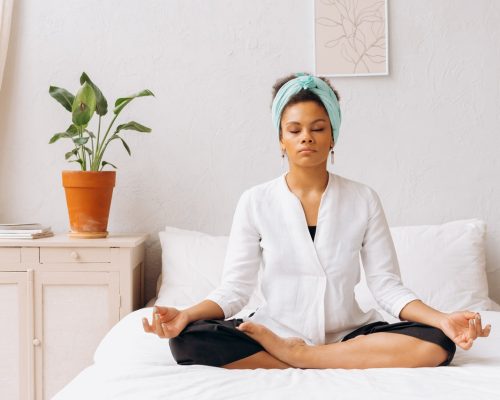 pexels-mikhail-nilov-6932017